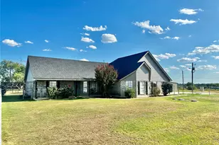 1000 Isa Wy, Tolar, TX 76476 - Photo 1