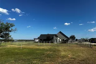 1000 Isa Wy, Tolar, TX 76476 - Photo 5