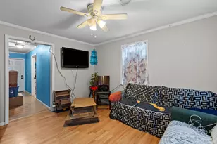 1412 Oaklawn St, Bellmead, TX 76705 - Photo 3