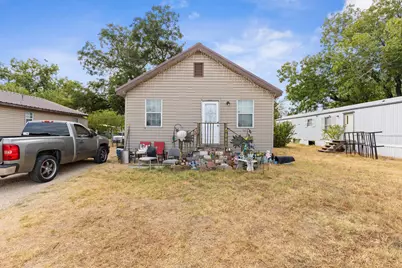 1412 Oaklawn Street, Bellmead, TX 76705 - Photo 1