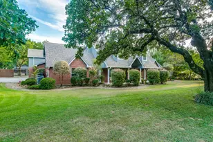 6705 Orchard Dr, Flower Mound, TX 75022 - Photo 3