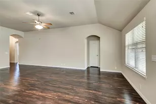 4936 Lemon Grove Dr, Fort Worth, TX 76135 - Photo 9