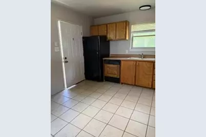 501 Bluebonnet Drive #503, Granbury, TX 76048 - Photo 3