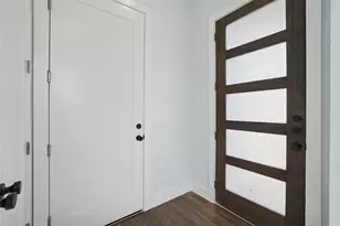 341 Bryan, Denton, TX 76201 - Photo 3