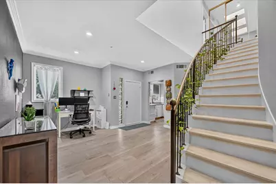 4040 Avondale Avenue #309, Dallas, TX 75219 - Photo 5