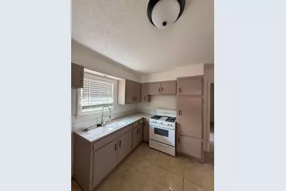 917 N Danville Drive, Abilene, TX 79603 - Photo 3