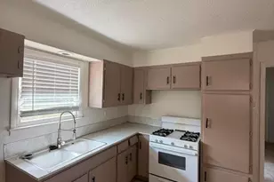 917 N Danville Dr, Abilene, TX 79603 - Photo 3