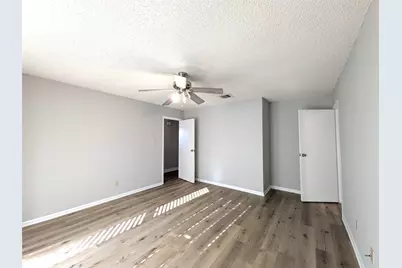 323 Teakwood Lane, Lewisville, TX 75067 - Photo 17