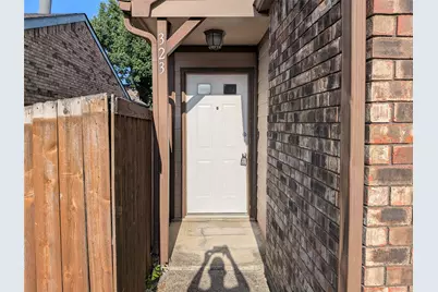 323 Teakwood Lane, Lewisville, TX 75067 - Photo 5