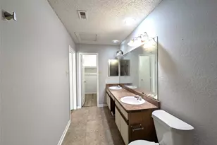 323 Teakwood Ln, Lewisville, TX 75067 - Photo 19