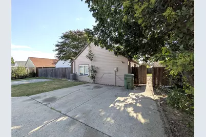 323 Teakwood Lane, Lewisville, TX 75067 - Photo 29
