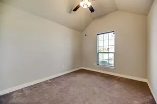 141 Shawnee St, Greenville, TX 75402 - Photo 17