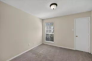 8001 Mourning Dove Dr Dr, Arlington, TX 76002 - Photo 9