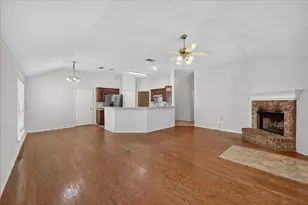 8001 Mourning Dove Dr Dr, Arlington, TX 76002 - Photo 3
