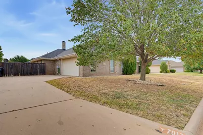 7017 Springwater Avenue, Abilene, TX 79606 - Photo 3