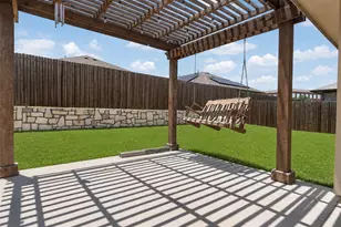 1111 Meadow Side Dr, Princeton, TX 75407 - Photo 29