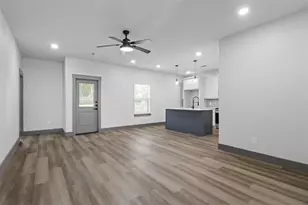 405 W Hull St, Denison, TX 75020 - Photo 3