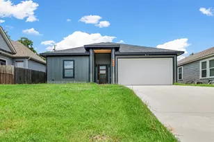 405 W Hull St, Denison, TX 75020 - Photo 1