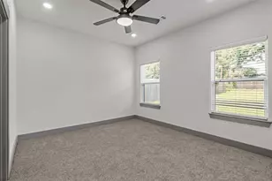 405 W Hull St, Denison, TX 75020 - Photo 9