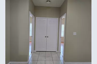 911 Lake Drive, Grand Prairie, TX 75051 - Photo 3