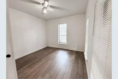 328 E High Street, Wills Point, TX 75169 - Photo 9