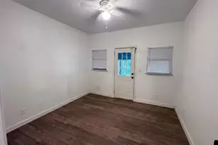 328 E High St, Wills Point, TX 75169 - Photo 7