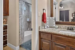 121 Arbor Ter, Weatherford, TX 76087 - Photo 27