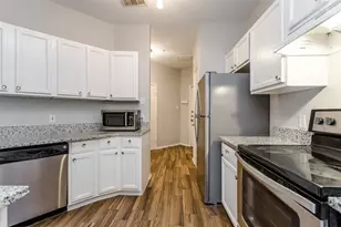 2825 Reagan St, Dallas, TX 75219 - Photo 3