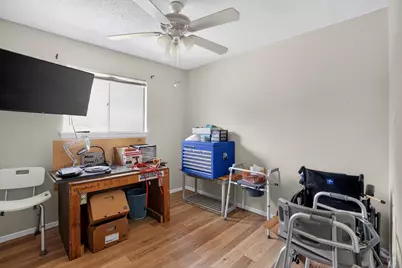 2125 Meadow Glen, Irving, TX 75060 - Photo 21