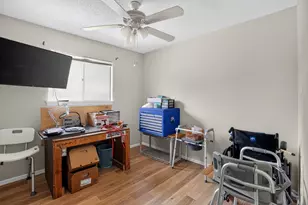 2125 Meadow Glen, Irving, TX 75060 - Photo 21
