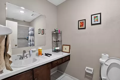 2125 Meadow Glen, Irving, TX 75060 - Photo 23