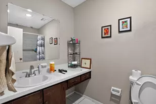 2125 Meadow Glen, Irving, TX 75060 - Photo 23