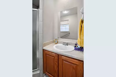 2125 Meadow Glen, Irving, TX 75060 - Photo 25