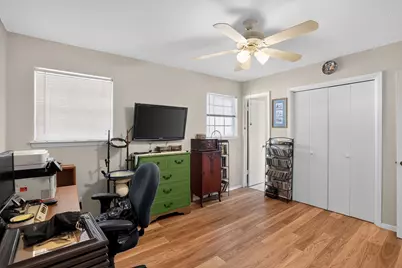 2125 Meadow Glen, Irving, TX 75060 - Photo 31