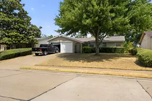 2125 Meadow Glen, Irving, TX 75060 - Photo 1