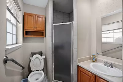2125 Meadow Glen, Irving, TX 75060 - Photo 25