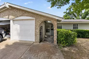 2125 Meadow Glen, Irving, TX 75060 - Photo 9