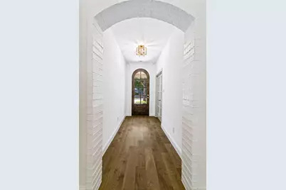 1609 Belle Place, Fort Worth, TX 76107 - Photo 3