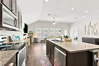 10853 Live Oak Creek Drive, Fort Worth, TX 76108 - Photo 15
