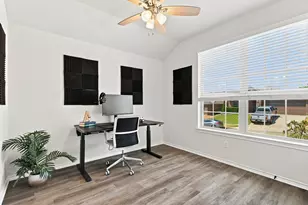 10853 Live Oak Creek Dr, Fort Worth, TX 76108 - Photo 5