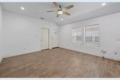 607 E Carter Street #607, Sherman, TX 75090 - Photo 9