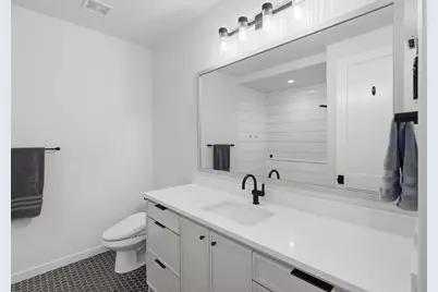 3022 Southern Rise Court, Granbury, TX 76049 - Photo 29