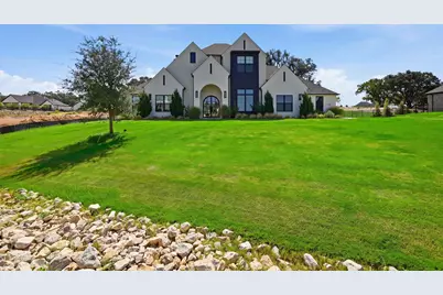 3022 Southern Rise Court, Granbury, TX 76049 - Photo 3