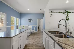 8275 Clarksprings Dr, Dallas, TX 75236 - Photo 13