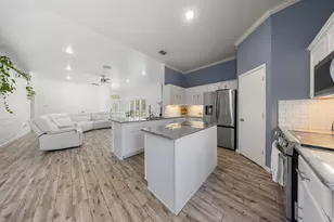 8275 Clarksprings Dr, Dallas, TX 75236 - Photo 11
