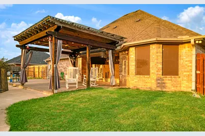 1725 Meadowview Drive, Reno, TX 75462 - Photo 17