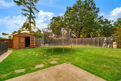 1725 Meadowview Drive, Reno, TX 75462 - Photo 15
