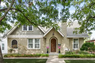 2620 S Adams St, Fort Worth, TX 76110 - Photo 1