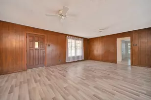 6106 Guilford St, Forest Hill, TX 76119 - Photo 9