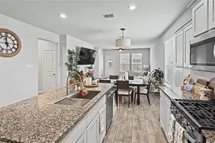 8525 Big Apple Dr, Fort Worth, TX 76179 - Photo 7